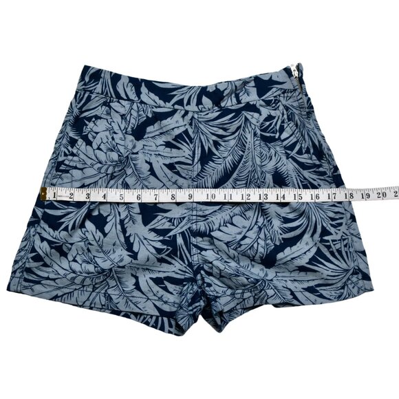 Topshop Women's Blue Tropical Pattern Shorts, size W25 - Picture 6 of 7